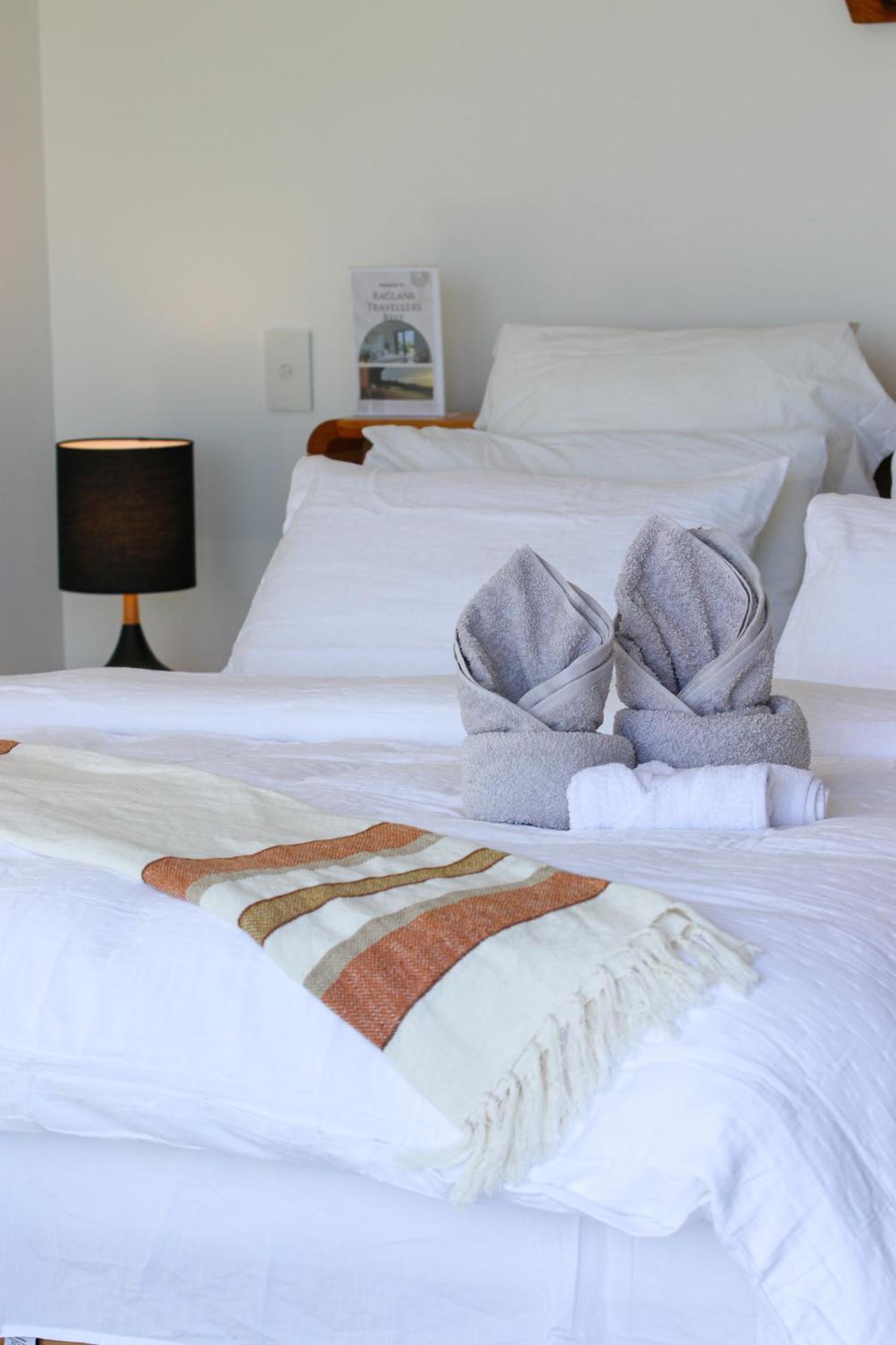 Room At Raglans Travellers Rest Coastal Retreat ภายนอก รูปภาพ