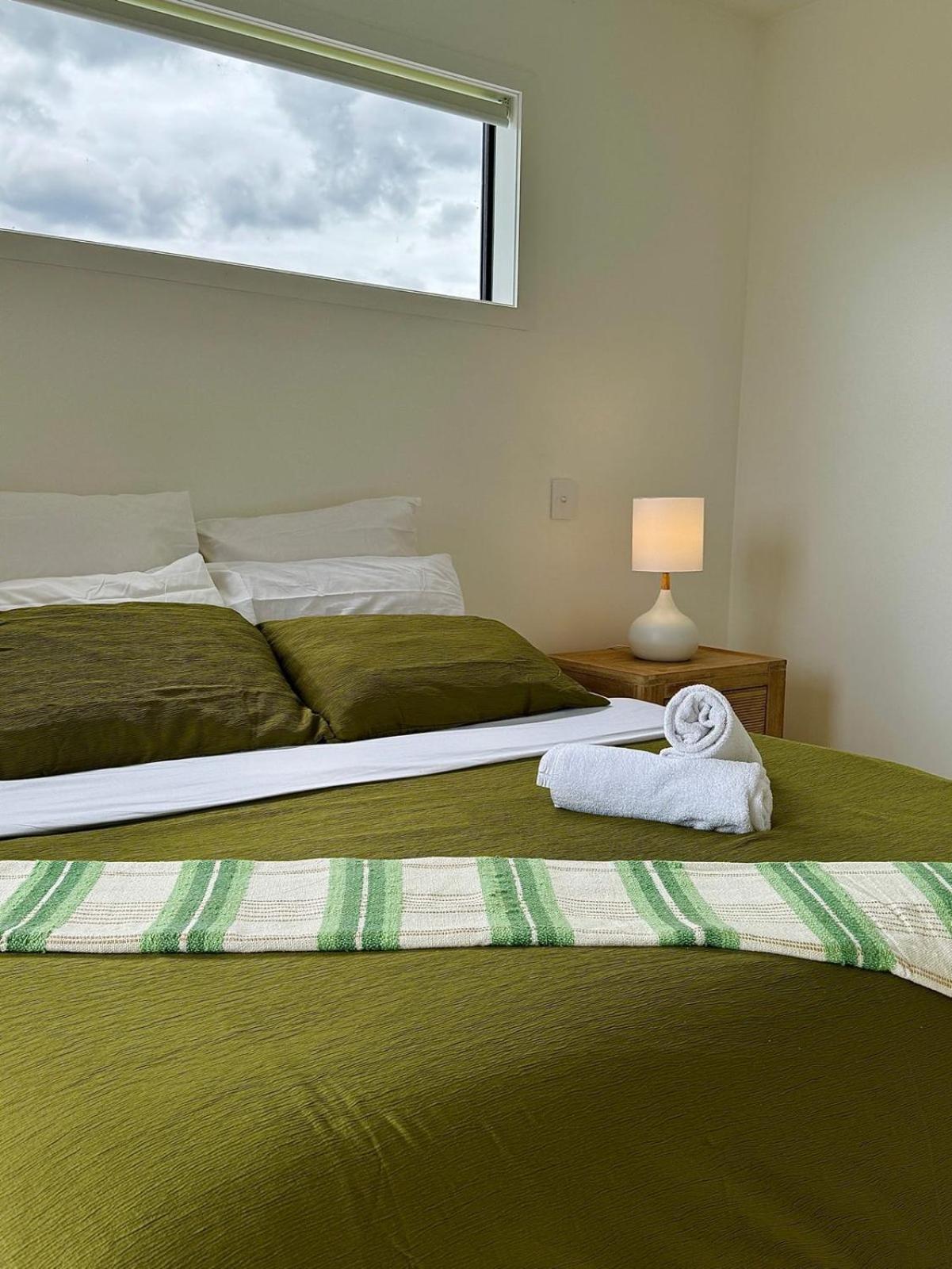 Room At Raglans Travellers Rest Coastal Retreat ภายนอก รูปภาพ